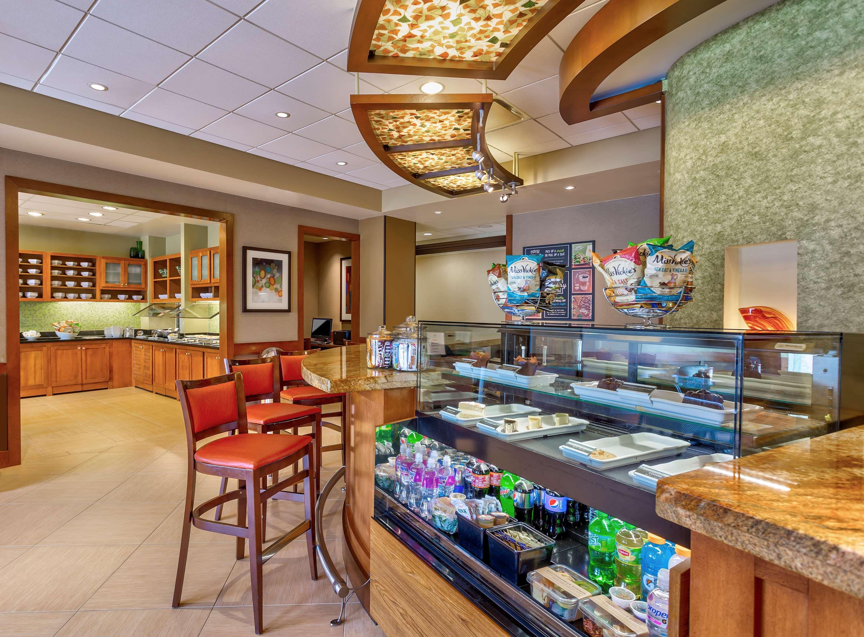 Wyndham Garden Kansas City Airport Εξωτερικό φωτογραφία