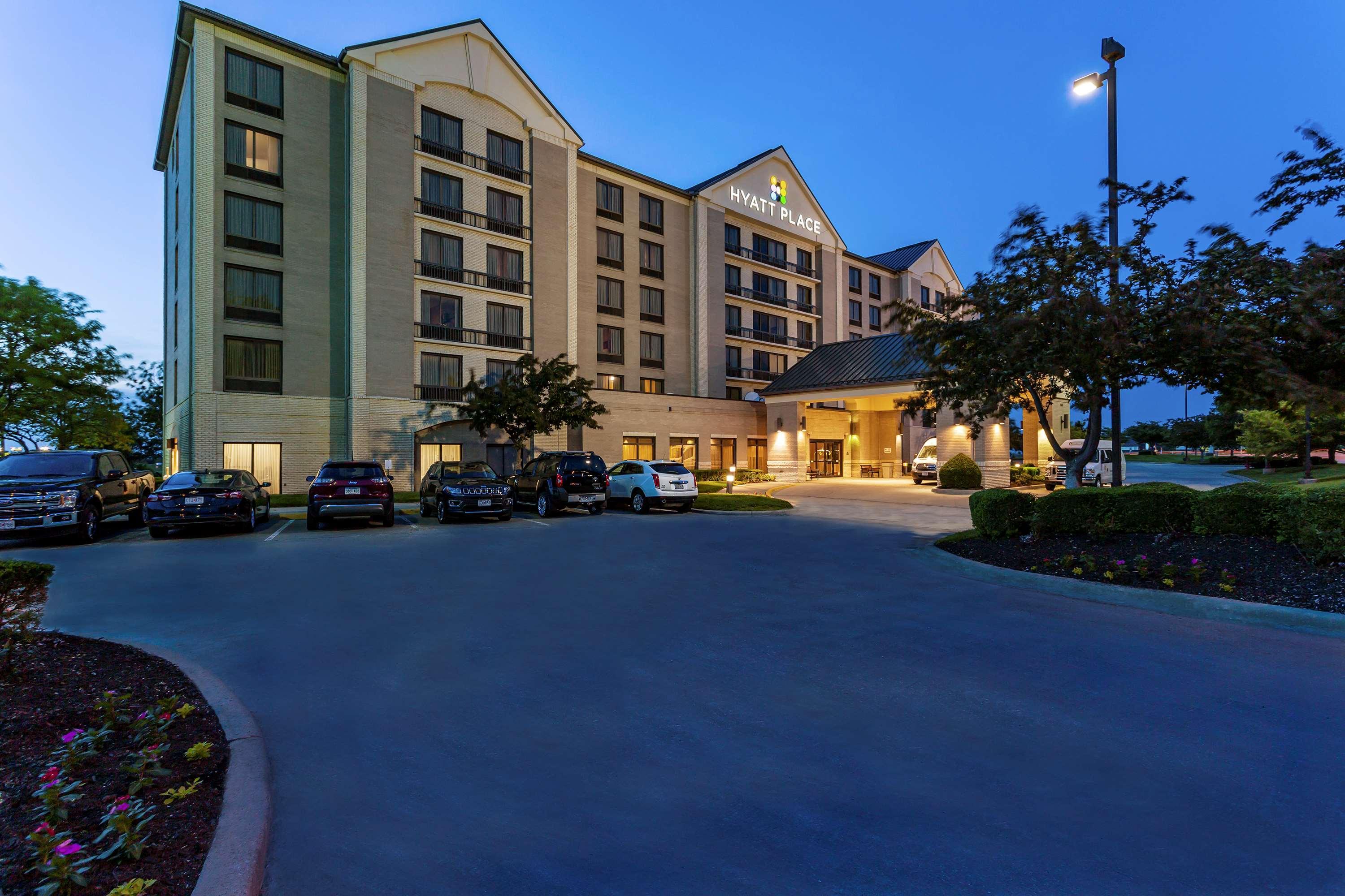 Wyndham Garden Kansas City Airport Εξωτερικό φωτογραφία