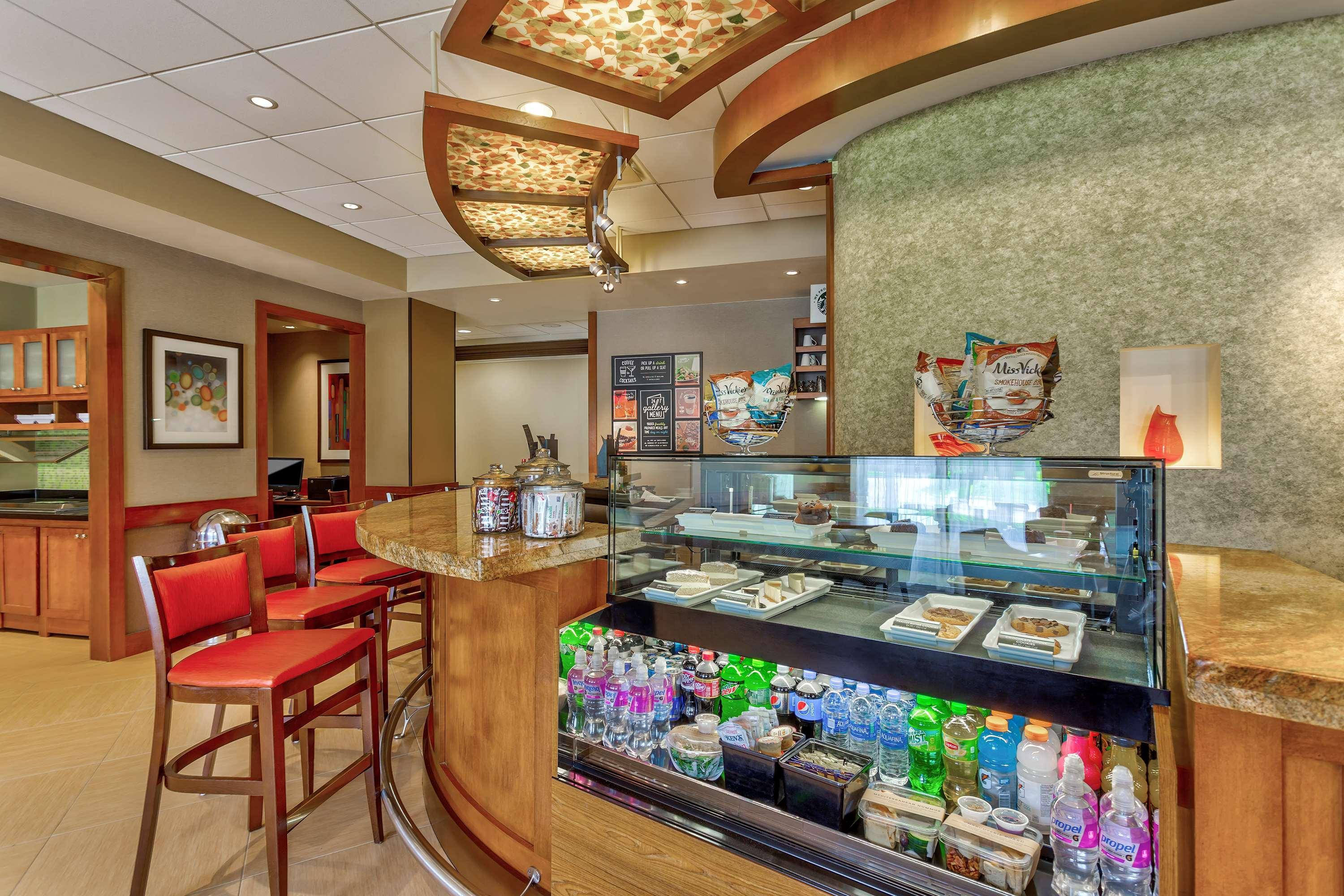 Wyndham Garden Kansas City Airport Εξωτερικό φωτογραφία
