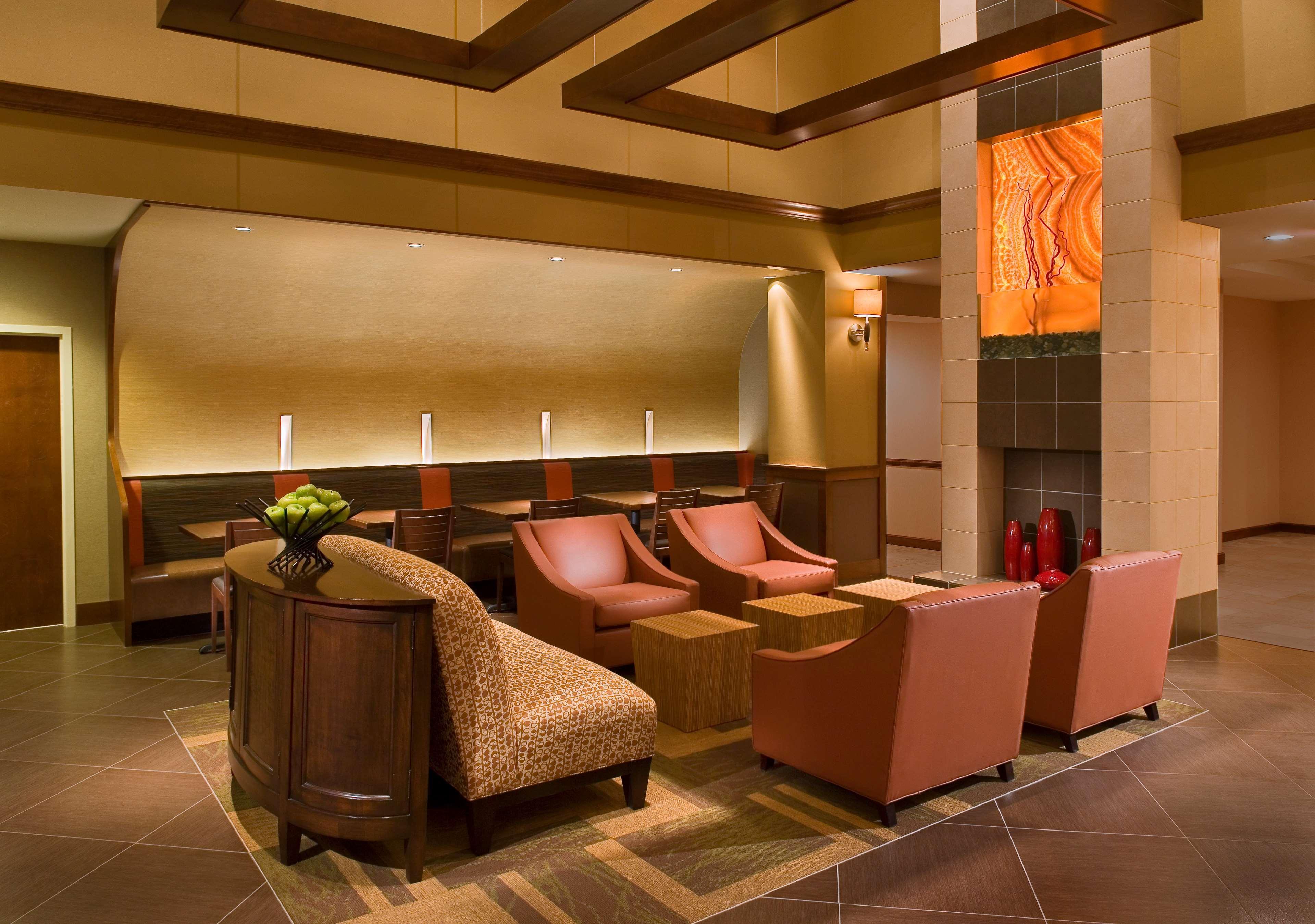 Wyndham Garden Kansas City Airport Εξωτερικό φωτογραφία