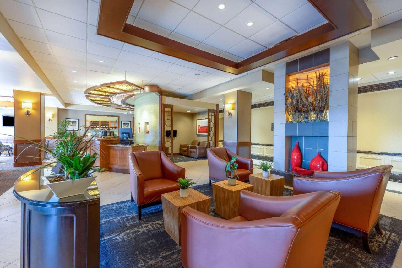Wyndham Garden Kansas City Airport Εξωτερικό φωτογραφία